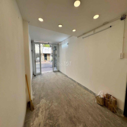 CHÍNH CHỦ CHO THUÊ MBKD Ở MẶT TIỀN ĐƯỜNG LỚN TRUNG TÂM PHÚ NHUẬN 30M2