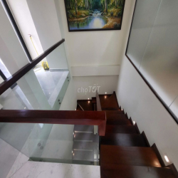 BIỆT THỰ SONG LẬP LUCASTA 175M2 - NỘI THẤT CƠ BẢN - 5PN 5WC - MỚI ĐẸP