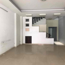Nhà Tên Lửa, MT kinh doanh đường 24A, 4.5x20m, 3.5 tấm, giá 22tr