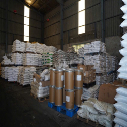 Kho xưởng 1.400 m² nhánh đường Quốc Lộ 91B (Nguyễn Văn Linh),Container