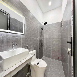 CHO THUÊ CĂN HỘ DỊCH VỤ DUPLEX Q7, GẦN LOTTE MART, GẦN CẦU KÊNH TẺ, Q1