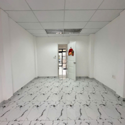 Cho thuê văn phòng 65m² có bếp ở lại được giá 9 triệu - VẠn Phúc City