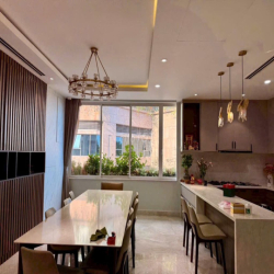 CHO THUÊ TOÀ NHÀ NGUYỄN CƠ THẠCH 1 HẦM 4,5 TẦNG CHỈ 7,800USD GIÁ TỐT