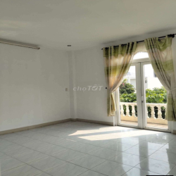 Cho thuê góc 2 mặt tiền đường 10m5 Trần Phước Thành, khuê Trung