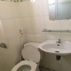 Phòng đôi (2 phòng) - Lối đi riêng-Giờ tự do-Nguyễn Thái Sơn, P3, GV