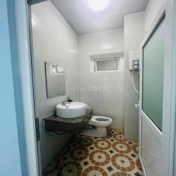 CHO THUÊ NHÀ LẦU GÓC ĐẸP 3PN (CÓ PN TẦNG TRỆT) KDC HƯNG PHÚ CTY8