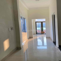 Cho thuê nhà 2,5 tầng khu Cảng Liên Chiểu