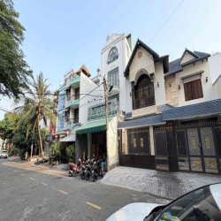 Cho Thuê Biệt Thự View Trực Diện CV Tên Lửa