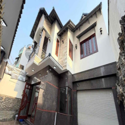 Cho Thuê Biệt Thự View Trực Diện CV Tên Lửa