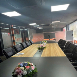 NGUYÊN CĂN 18M X 15M TRỆT 3 LẦU TRỐNG