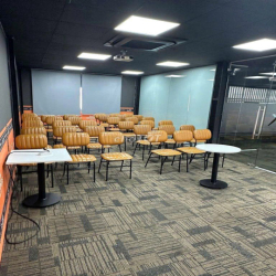 NGUYÊN CĂN 18M X 15M TRỆT 3 LẦU TRỐNG