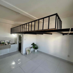 PHÒNG GÁC CỬA SỔ THOÁNG MÁT NGAY CV VĂN HOÁ GÒ VẤP - THANG MÁY Ở NGAY