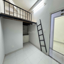 PHÒNG GÁC CỬA SỔ THOÁNG MÁT NGAY CV VĂN HOÁ GÒ VẤP - THANG MÁY Ở NGAY