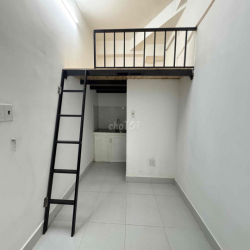 PHÒNG GÁC CỬA SỔ THOÁNG MÁT NGAY CV VĂN HOÁ GÒ VẤP - THANG MÁY Ở NGAY