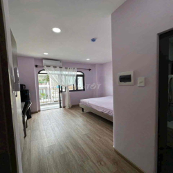 CHO THUÊ TOÀ NHA CHDV QUẬN 7, 30P FULL NT, THANG MÁY, 220 TRIỆU/THANG