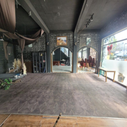 Cho thuê toà nhà 400m2 gần Liên Phường, Đỗ Xuân Hợp 3 tầng