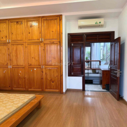 cho thuê phòng trọ bancol wc riêng, lầu 1, sẵn máy lạnh, nội thất như