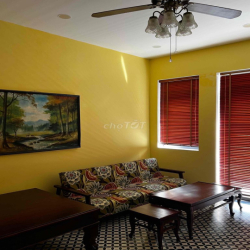 Phòng full NT 25m2, hẻm 5m QL13 cách công viên bờ sông 200m