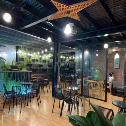 cần bán quá cà phê đẹp kết hợp nhà ở