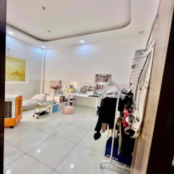 Cho Thuê Nhà 1/ Tô Ngọc Vân DT 5x15 1Trệt 1Lửng 3Pn 2Wc Sân Xe Máy