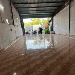 Cho Thuê Nhà C4 Làm Kho hẻm4m Xe tải .HT07.Q12,,Dt:5x16m điện 3f