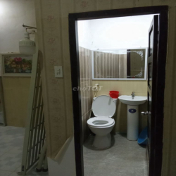 Phòng trọ 15m2 có nhà vệ sinh riêng. Trung tâm Nha Trang