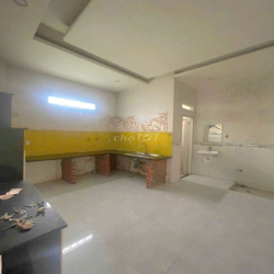 cho thuê nhà mặt tiền tx 48 phường thới an giá 10 tr/ tháng