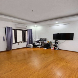 Cần cho thuê nhà nguyên căn 4 tầng tại Lai Xá Hoài Đức 7tr/tháng