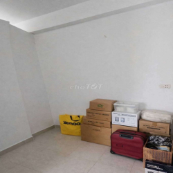 Cần cho thuê nhà nguyên căn 4 tầng tại Lai Xá Hoài Đức 7tr/tháng