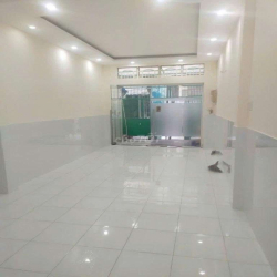 Cho Thuê Gấp 166/1H Tô Hiến Thành, Q10 ngay ngã tư Hồ Bá Kiện Giá 15Tr