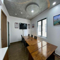 Nhà phố sạch sẽ 2 lầu ( 5 x 16m ) đường 30m Q.9