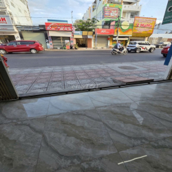 CHO THUÊ NHÀ NGUYÊN CĂN MẶT TIỀN ĐƯỜNG 2/4 GIÁ RẺ