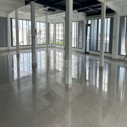 Cho thuê 300m² sàn MT Huỳnh Thiện Lộc ngay Lũy Bán Bích.