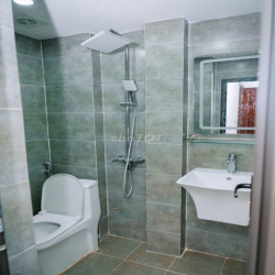 Cho thuê CCMN 1PN + 1WC tại 27 Võng Thị, Tây Hồ giá tốt 4 triệu VND/th