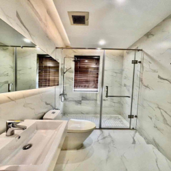 Nhà Phố Lakeview City 1 Trệt 3 Lầu 4PN 5WC Full Nội Thất 35Triệu1Tháng