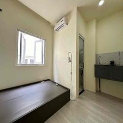 PHÒNG TRỌ FULL NỘI THẤT CÓ THANG MÁY GẦN CÔNG VIÊN LÀNG HOA