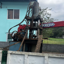 Cho thuê nhà 4x31m có lầu, 3 nhà vệ sinh, sẵn điện NLMT và 3 pha