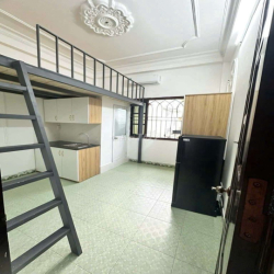 Tòa nhà 21 Phòng , bao gồm 18p , 2 mặt bằng, 1 penhouse