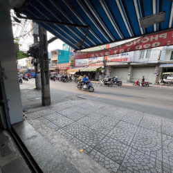Sang nhượng mặt bằng KD mặt tiền đường Lê Quang Định