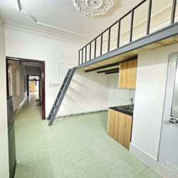 Tòa nhà 21 Phòng , bao gồm 18p , 2 mặt bằng, 1 penhouse