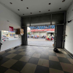 Sang nhượng mặt bằng KD mặt tiền đường Lê Quang Định