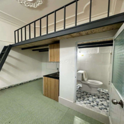 Tòa nhà 21 Phòng , bao gồm 18p , 2 mặt bằng, 1 penhouse