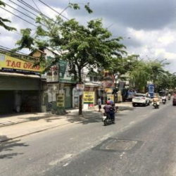 Cho thuê nhà mặt tiền trống suốt tiện kinh doanh