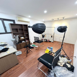 Chính chủ cho thuê văn phòng 20m2- 4 tr- phố Thái Hà