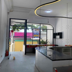 cho thuê nhà nguyên căn mặt tiền đường hoàng diệu 2 thủ đức