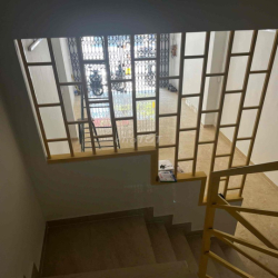 Cho thuê nhà mặt tiền thuận tiện kinh doanh, vị trí đẹp