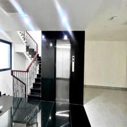 TÒA NHÀ CHO THUÊ ĐƯỜNG CỘNG HÒA. 8X20M. HẦM - 5 TẦNG. PCCC ĐẦY ĐỦ