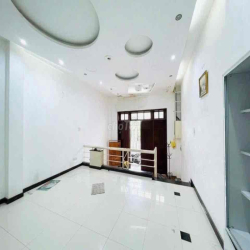 NHÀ MẶT TIỀN 5X20M KDC HỒNG LONG GẦN VẠN PHÚC CITY -HIỆP BÌNH PHƯỚC