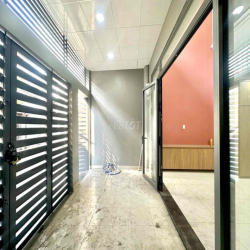 CHO THUÊ NHÀ NGUYÊN CĂN HẺM THÔNG NGAY ÂU CƠ  4 PHÒNG NGỦ - 4 WC