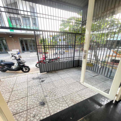 Nhà 2pn sẵn 2 máy lạnh KDC Phú An ( gần Trường TH Phú Thứ 1 )